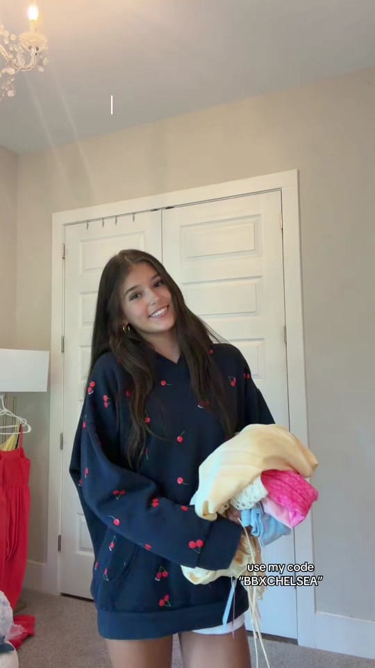Post 2 by chelsea🩵🩵 on TikTok (video)