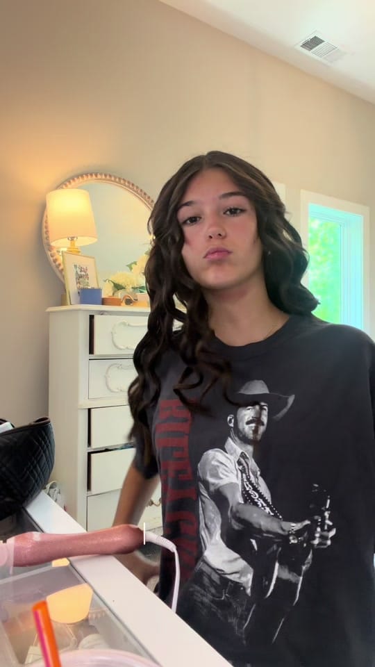 Post 6 by chelsea🩵🩵 on TikTok (video)