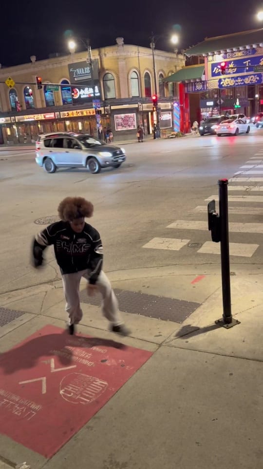 Post 4 by qron___ on TikTok (video)