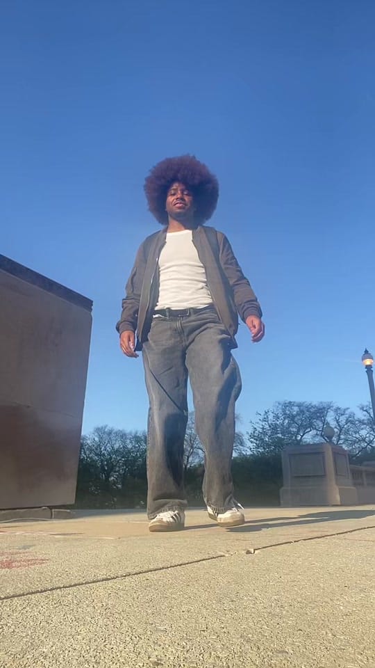 Post 6 by qron___ on TikTok (video)