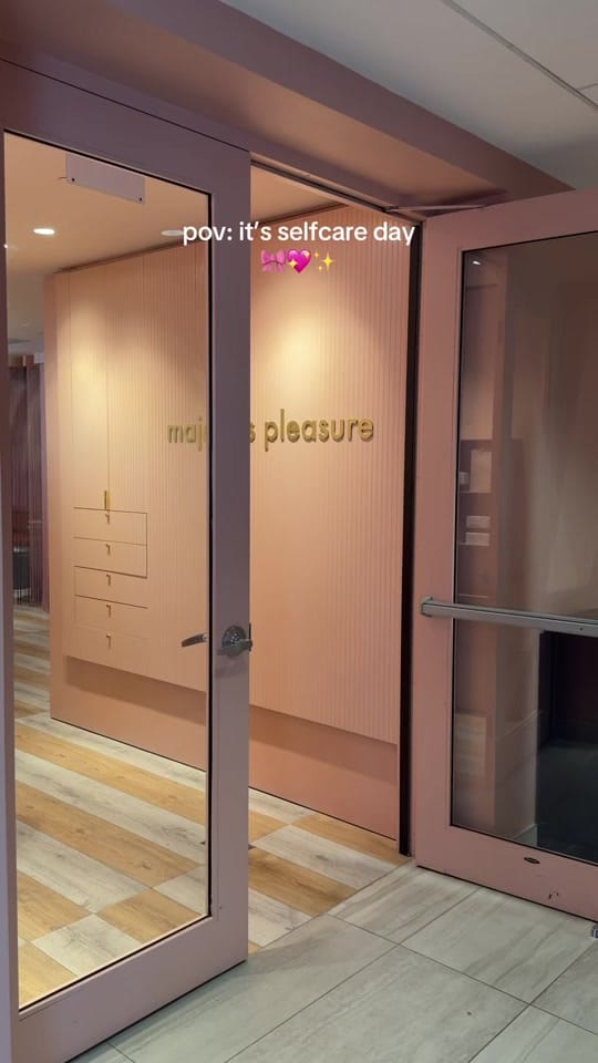 Post 6 by Chloe Zhang on TikTok (video)