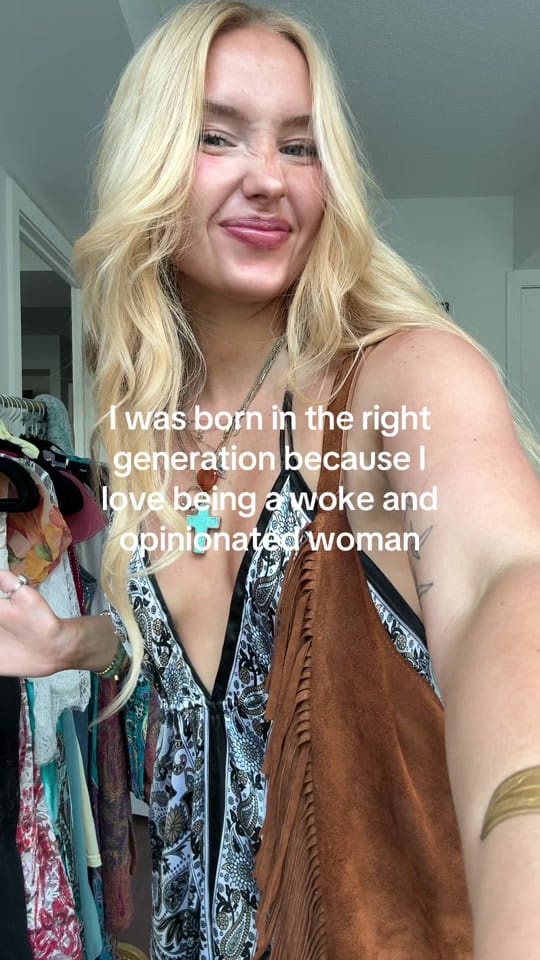Post 2 by avaellen on TikTok (video)