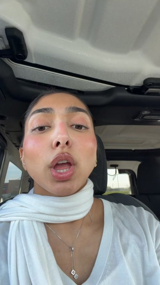 Post 4 by sania on TikTok (video)