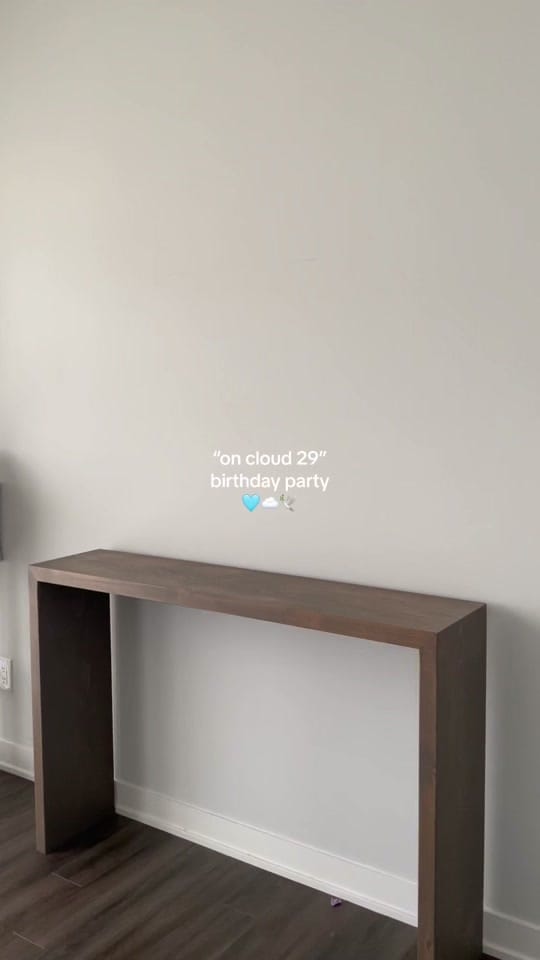 Post 10 by روبا on TikTok (video)