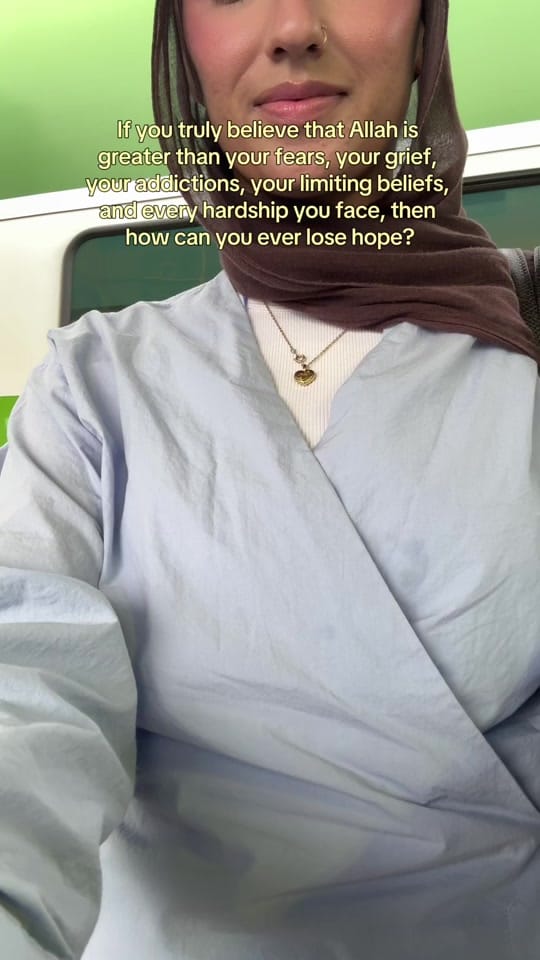 Post 2 by روبا on TikTok (video)