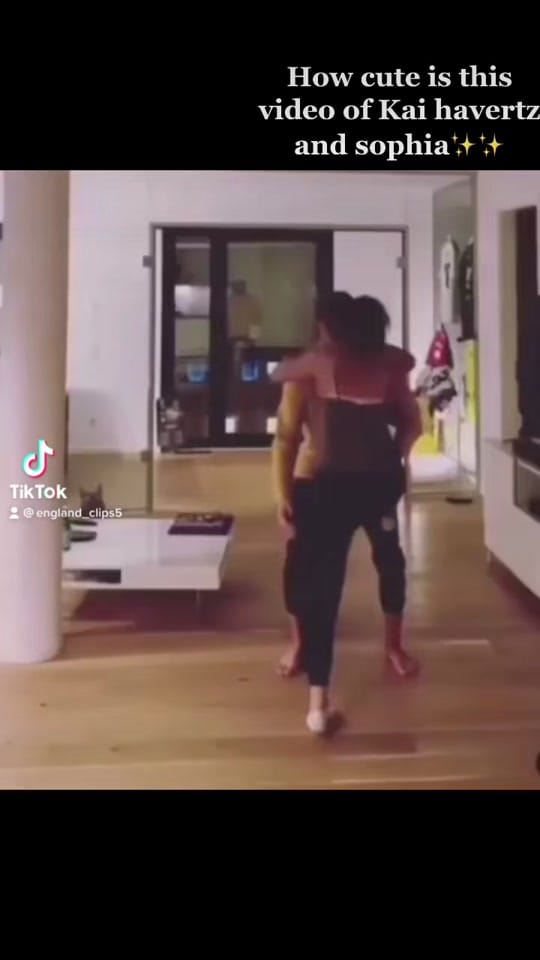 Post 4 by England football on TikTok (video)