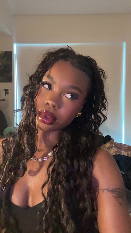 Post 5 by nell ⭒ on TikTok (video)