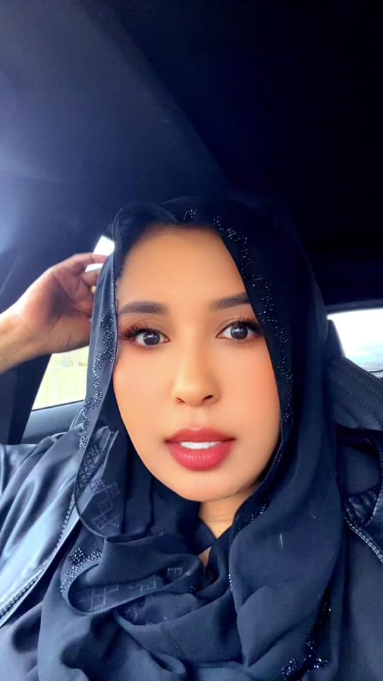 Post 6 by EdmontonBile on TikTok (video)