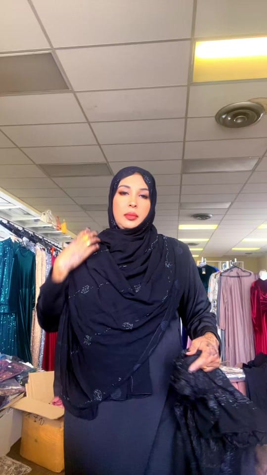 Post 9 by EdmontonBile on TikTok (video)