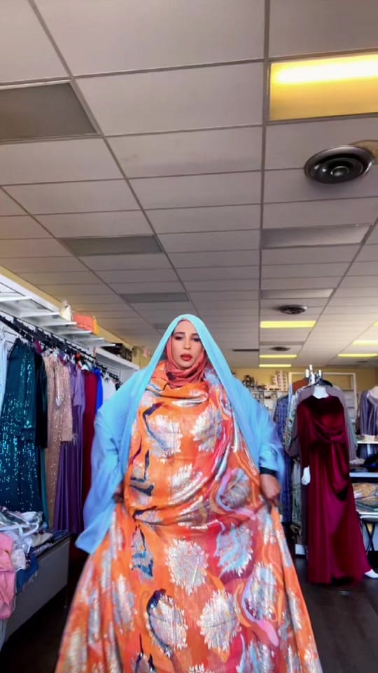 Post 1 by EdmontonBile on TikTok (video)
