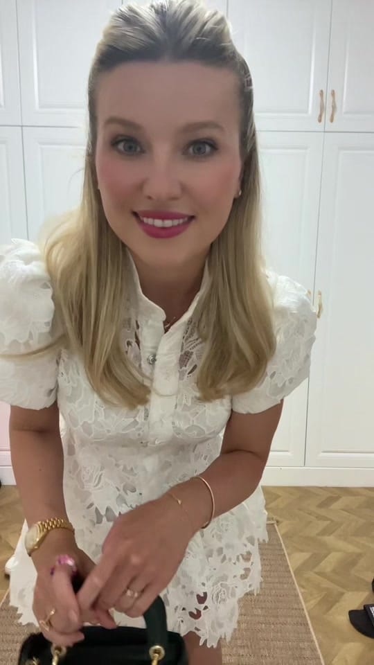 Post 3 by Marina Vimar on TikTok (video)