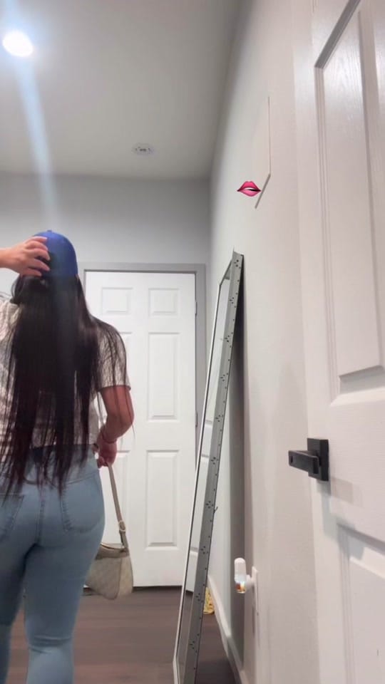 Post 10 by Chelsea Barboto. on TikTok (video)