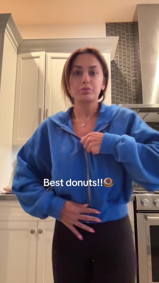 Post 2 by Elnaz.Taghvaeii on TikTok (video)