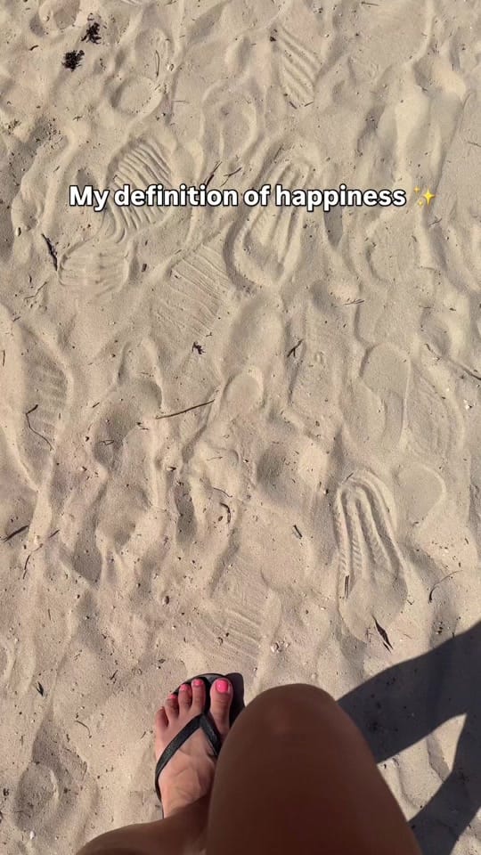 Post 7 by Elnaz.Taghvaeii on TikTok (video)