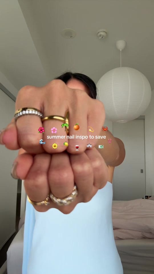 Post 2 by genevive laurenn on TikTok (video)