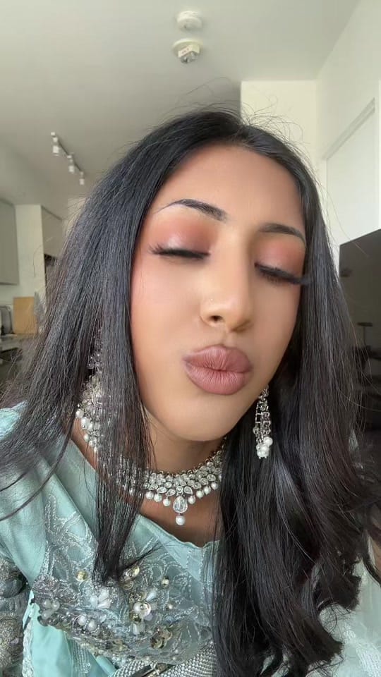 Post 4 by Sadaf on TikTok (video)
