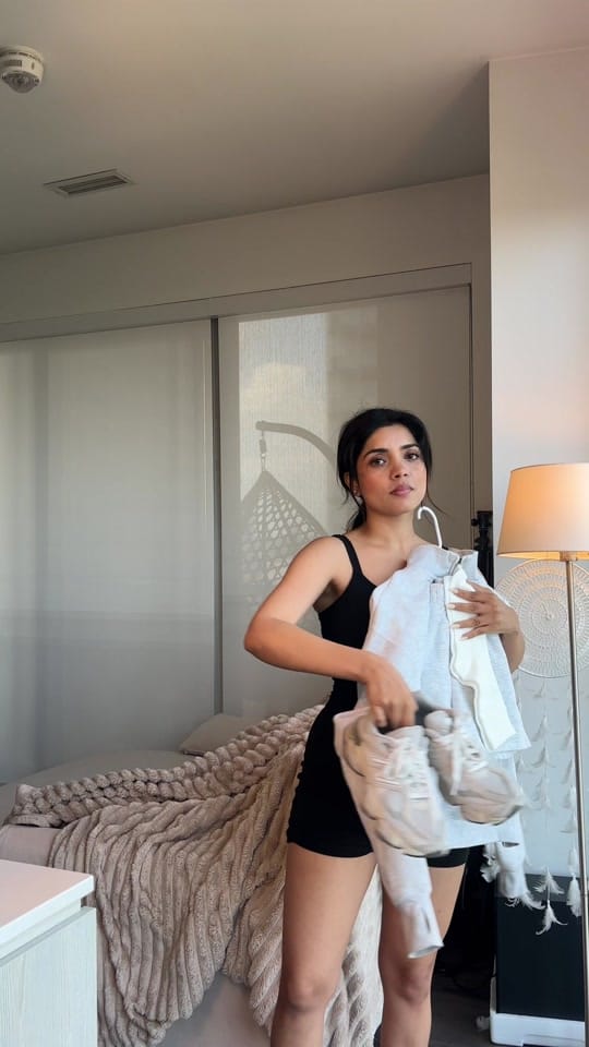 Post 9 by Sakshi choudhary on TikTok (video)