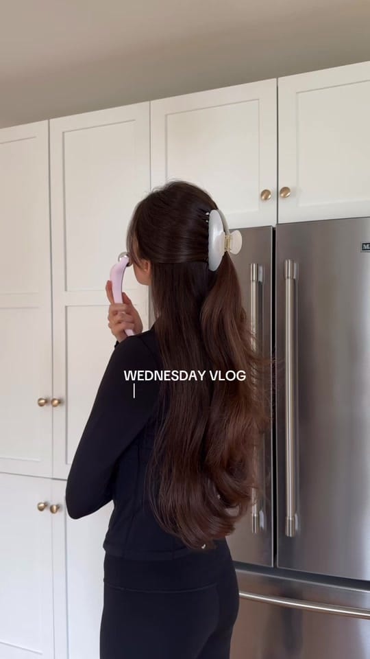 Post 2 by Catherine Belle on TikTok (video)