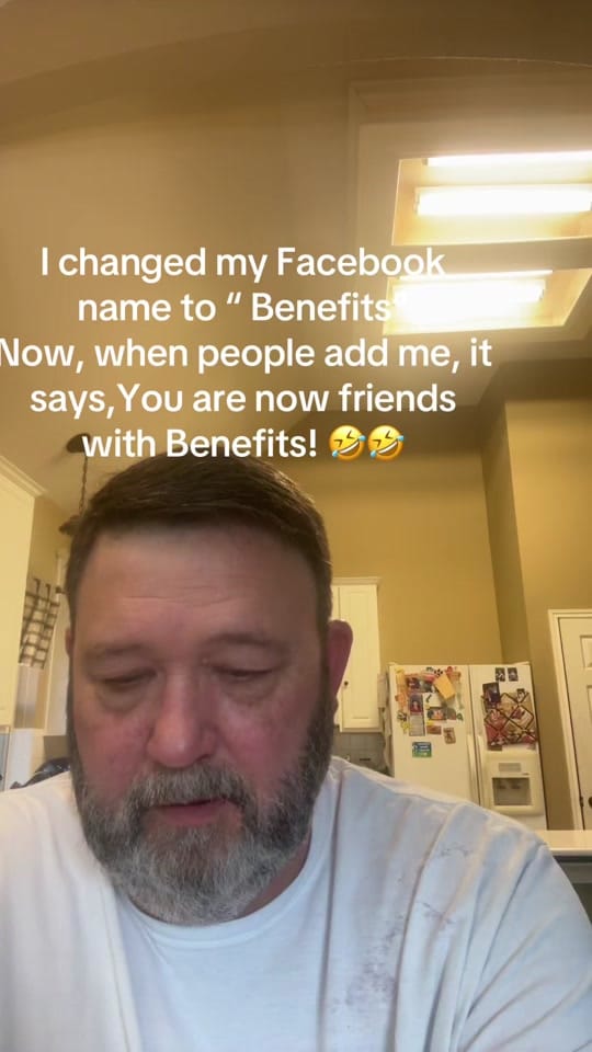 Post 5 by Scott Holmes on TikTok (video)