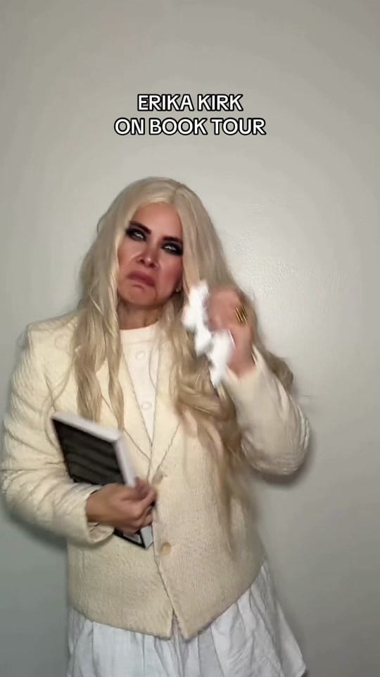 Post 8 by Lisandra Vazquez on TikTok (video)