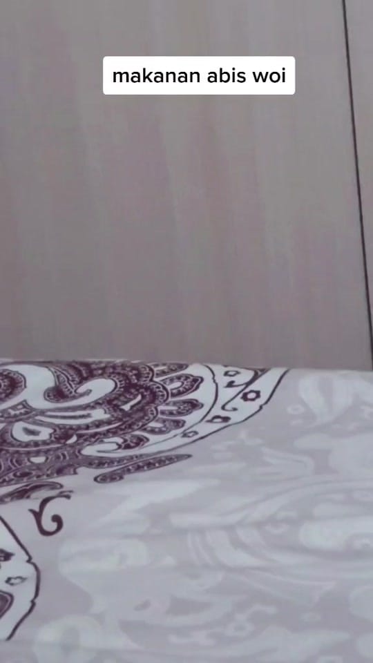Post 1 by Chels&Mom on TikTok (video)