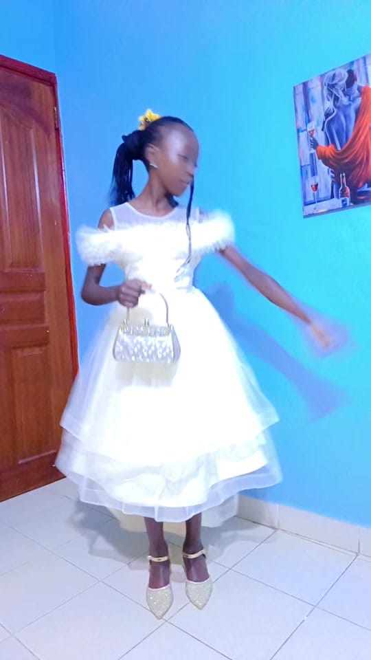 Post 1 by Esther kilindi on TikTok (video)