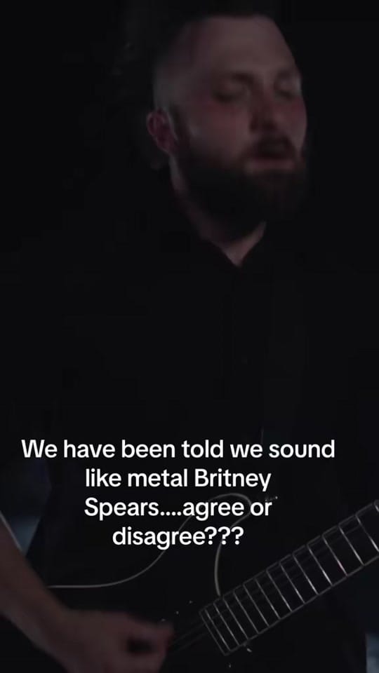 Post 6 by rosesunread on TikTok (video)