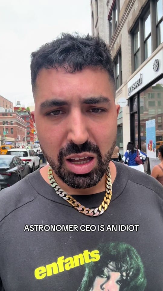 Post 2 by Sean Armani on TikTok (video)
