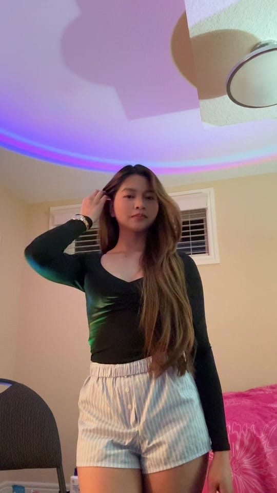 Post 8 by Chelsea Janine on TikTok (video)