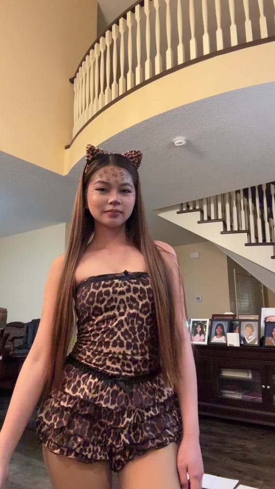 Post 10 by Chelsea Janine on TikTok (video)