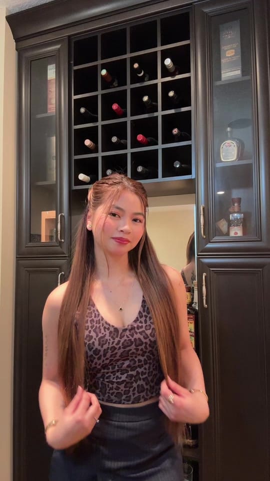 Post 5 by Chelsea Janine on TikTok (video)