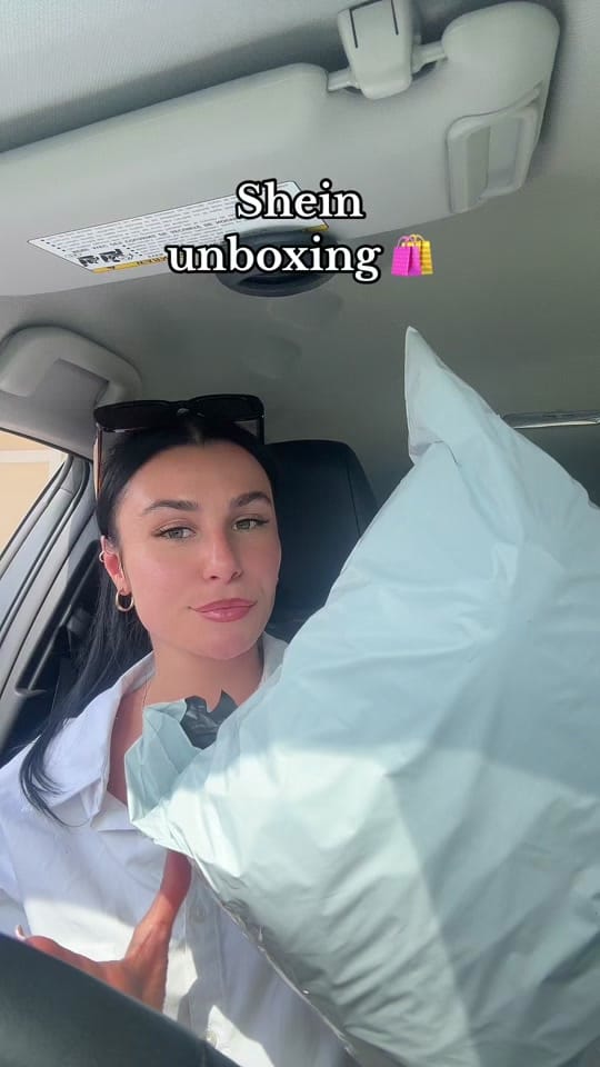 Post 10 by nikkifeig on TikTok (video)