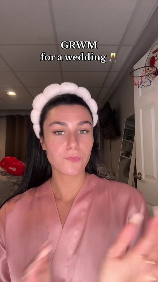 Post 9 by nikkifeig on TikTok (video)