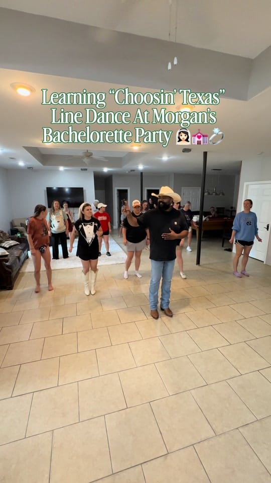 Post 1 by JustinLee on TikTok (video)