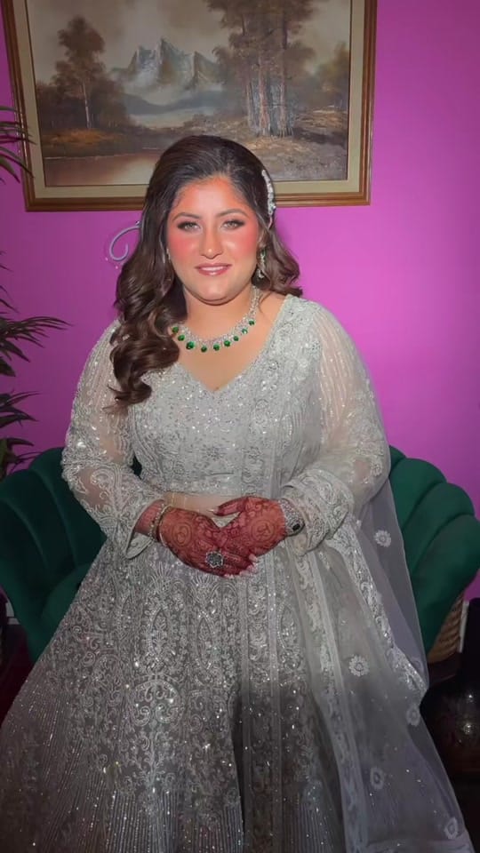 Post 4 by Harleen🔸bridalmua on TikTok (video)