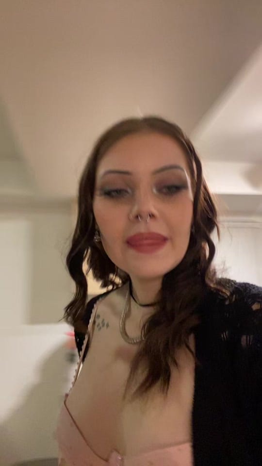 Post 10 by Daisy on TikTok (video)