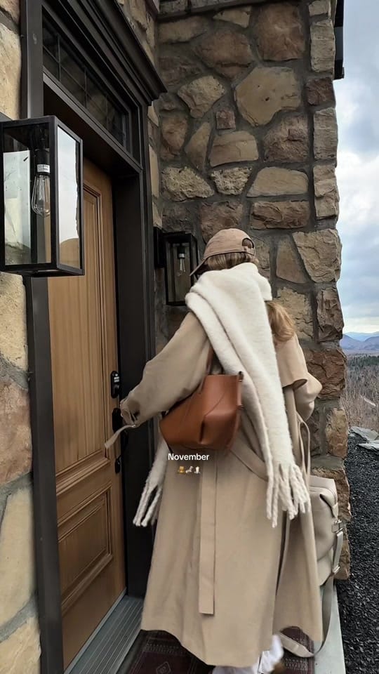 Post 2 by Justine Brouillette on TikTok (video)