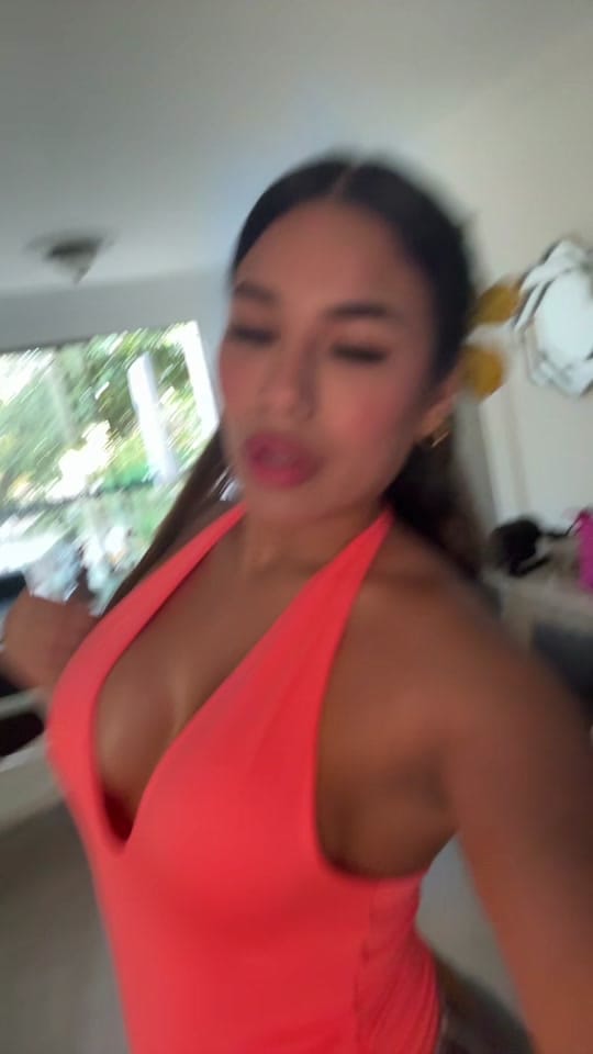 Post 6 by Chels on TikTok (video)