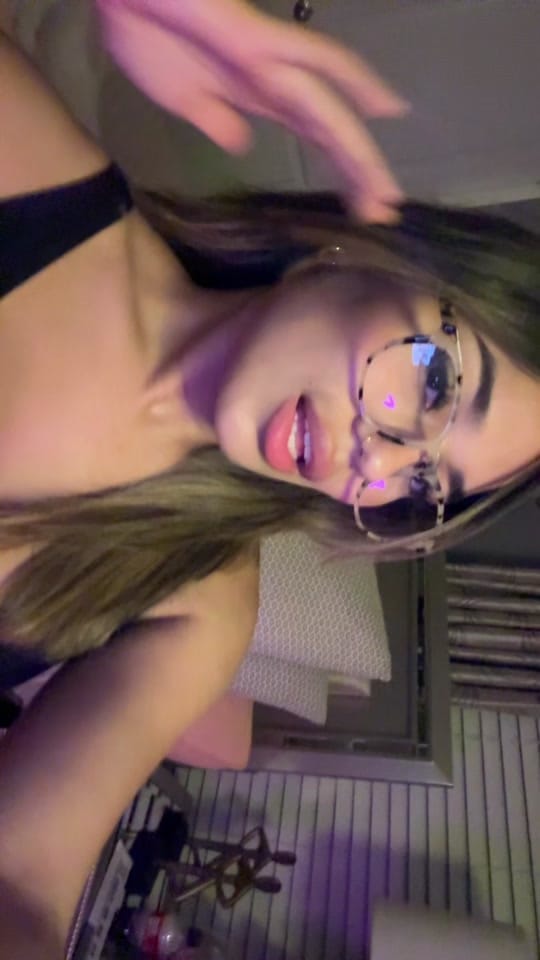 Post 2 by Chels on TikTok (video)