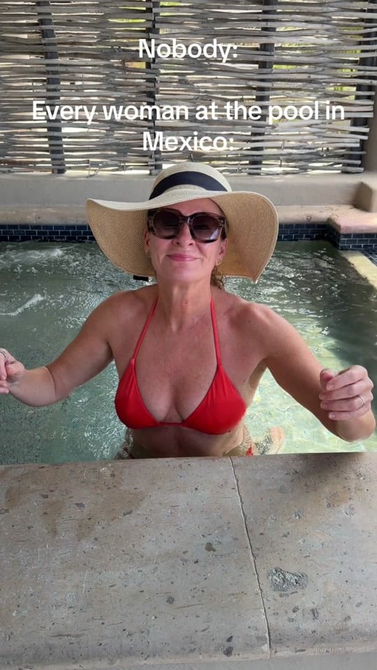 Post 2 by Sarah Colonna on TikTok (video)