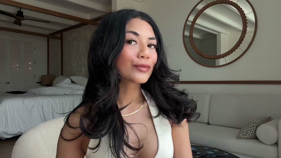 Post 7 by Michelle | Content Creator on TikTok (video)