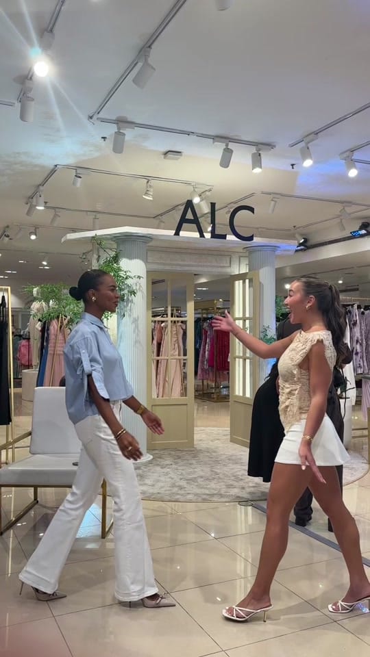 Post 6 by manalochelsea on TikTok (video)