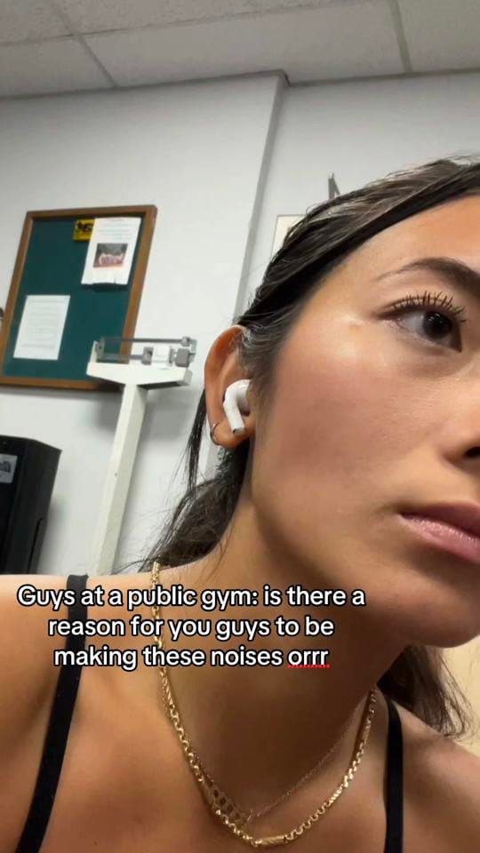 Post 1 by Kim Pham on TikTok (video)