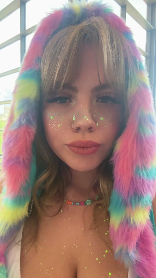 Post 7 by Mikayla on TikTok (video)