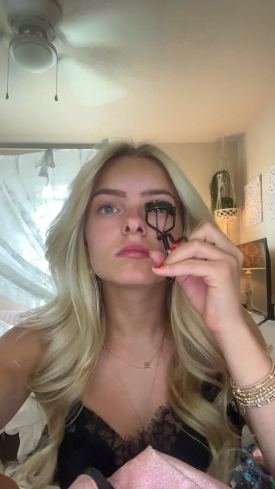 Post 3 by Chelsea Ellis on TikTok (video)