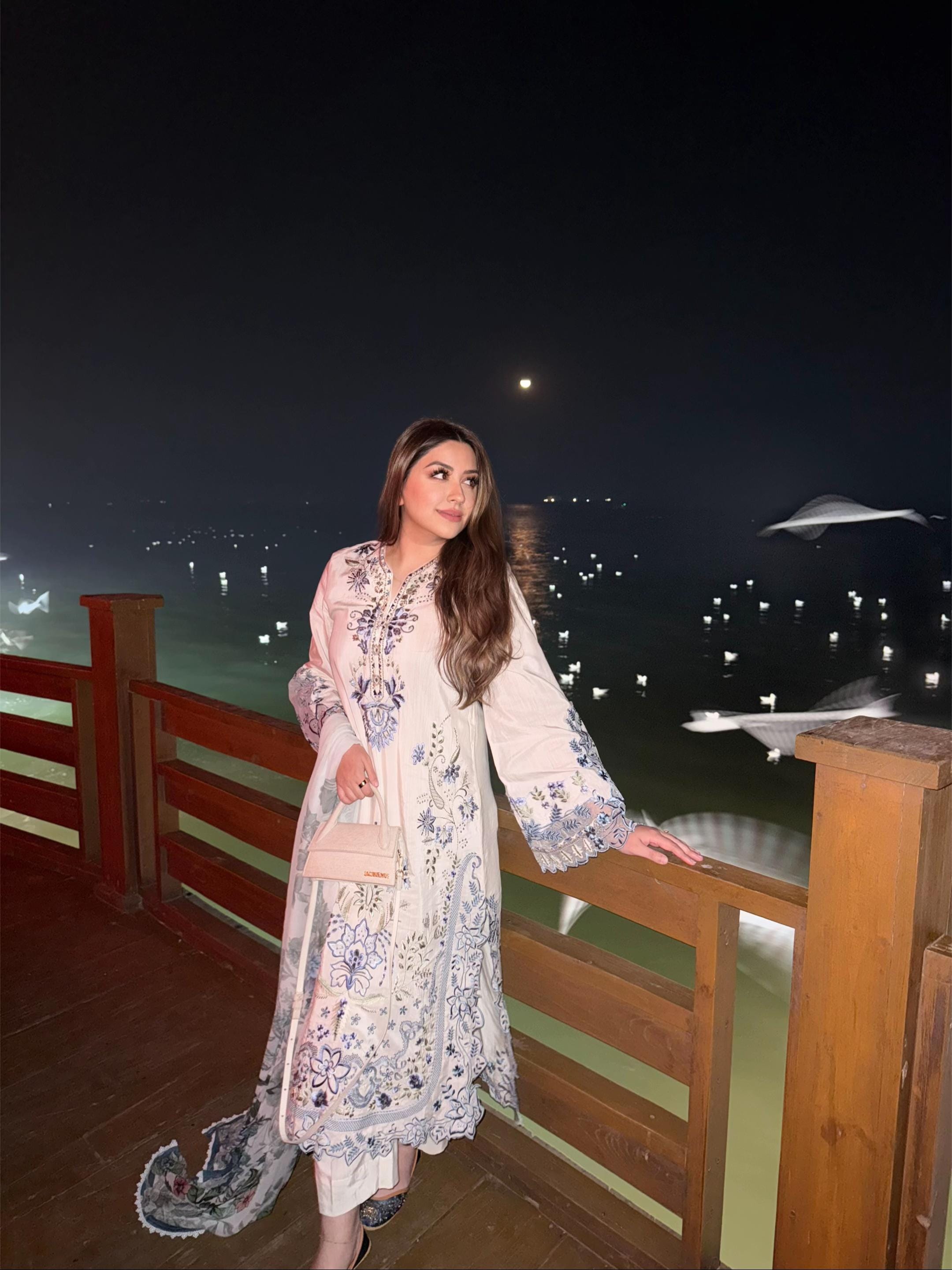 Post 6 by Arooba Tahir on TikTok (video)