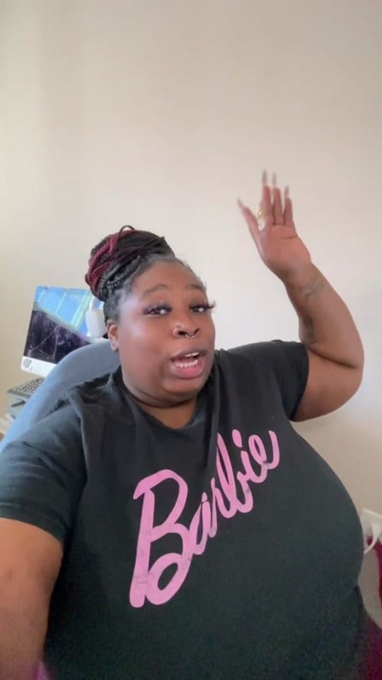 Post 5 by Chelsea Kay | Content Creator on TikTok (video)