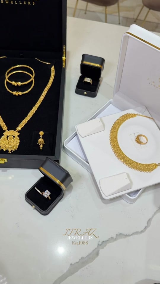 Post 1 by IFRAZ JEWELLERS on TikTok (video)