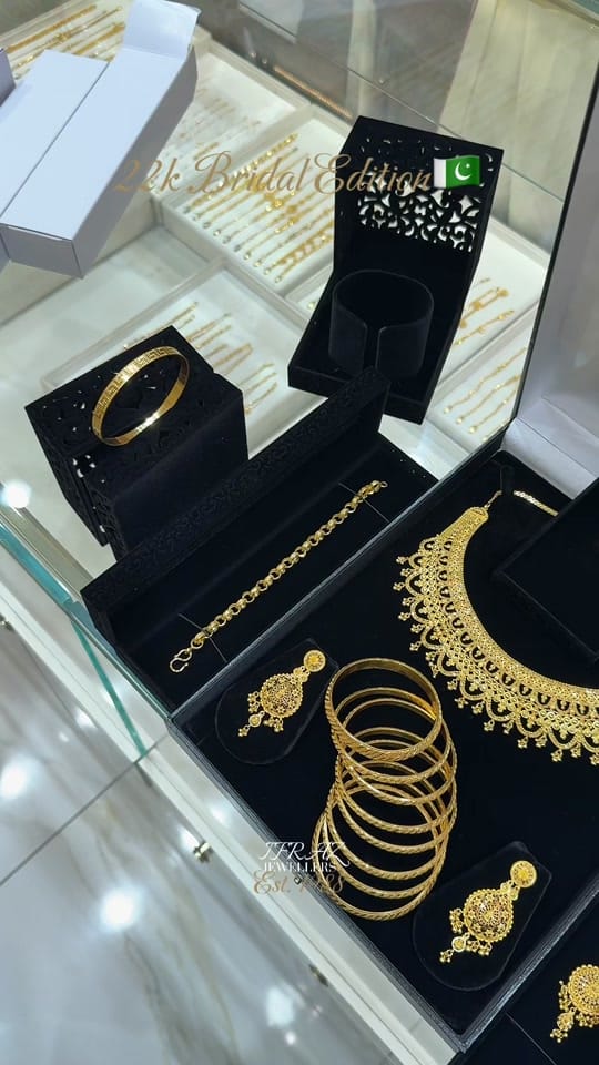 Post 7 by IFRAZ JEWELLERS on TikTok (video)
