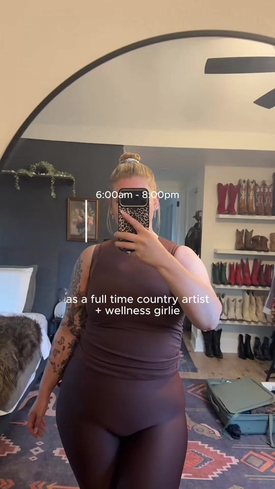 Post 3 by Lucie Tiger on TikTok (video)